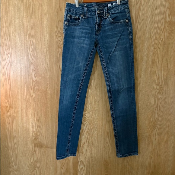 Miss Me Skinny Ankle Blue Embroidered Jeans - Picture 2 of 4